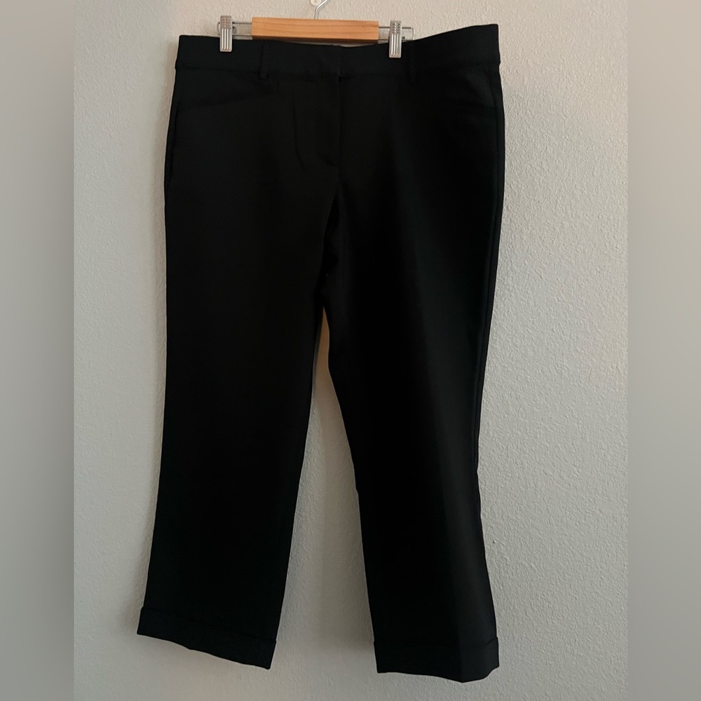 NWT Lane Bryant Black Ankle Cropped Pants Size 14